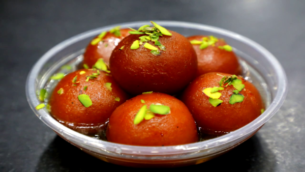 Gulab Jamun (गुलाब जामुन)