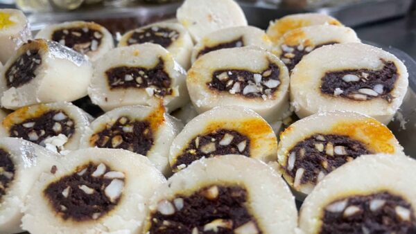CHOCLATE ROLL