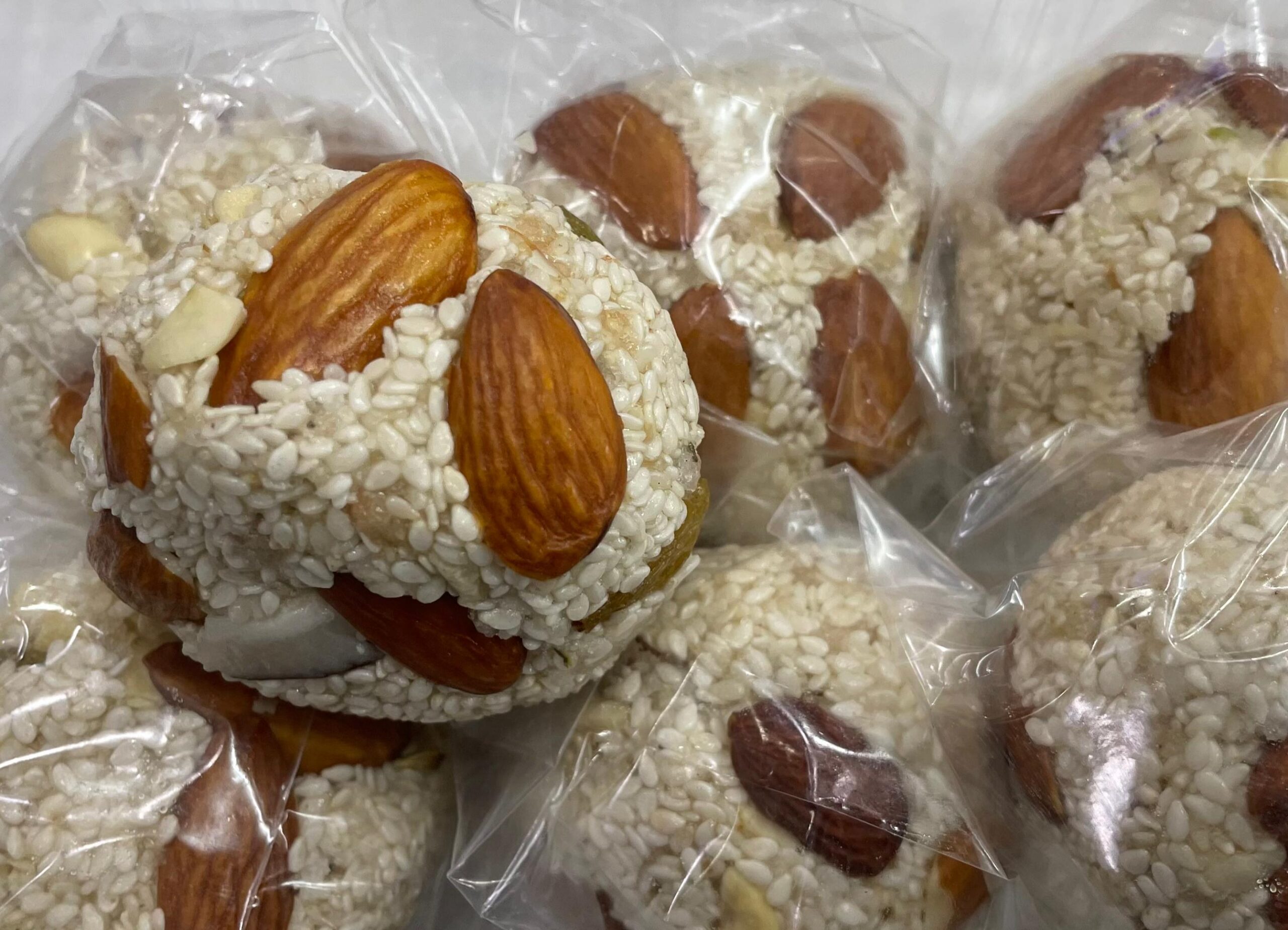 Til Badam Ladoo (तिल बादाम लड्डू)
